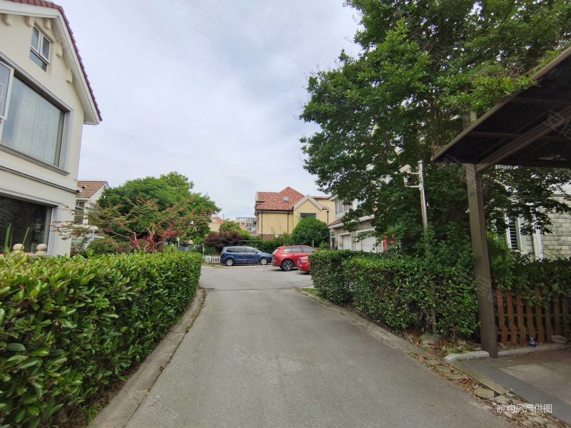 上海房产网>上海二手房>松江二手房>松江新城二手房>景怡花苑(别墅)>