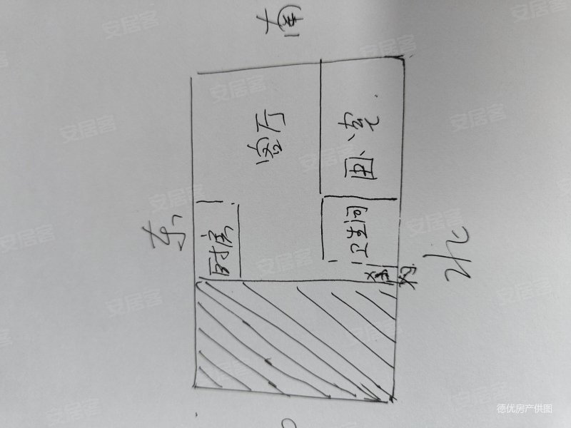 亚太国际4室2厅3卫240.01㎡南北101万