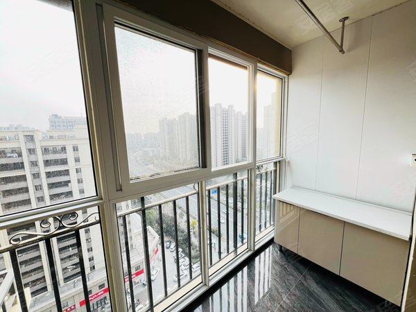 徐州金山桥开发区城置国际花园城置国际花园城(东区)环球港金龙湖明阳广场泰隆商业街精装朝南主卧阳台可短租押一付一出租房源真实图片