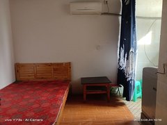 南充顺庆火车站祥华小区有套7楼单间带卫住房出租。出租房源真实图片