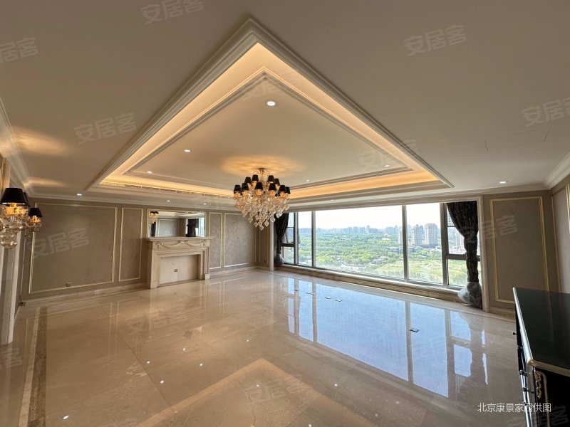 合生霄云路8号 高楼层 视野好 采光好 直观国贸