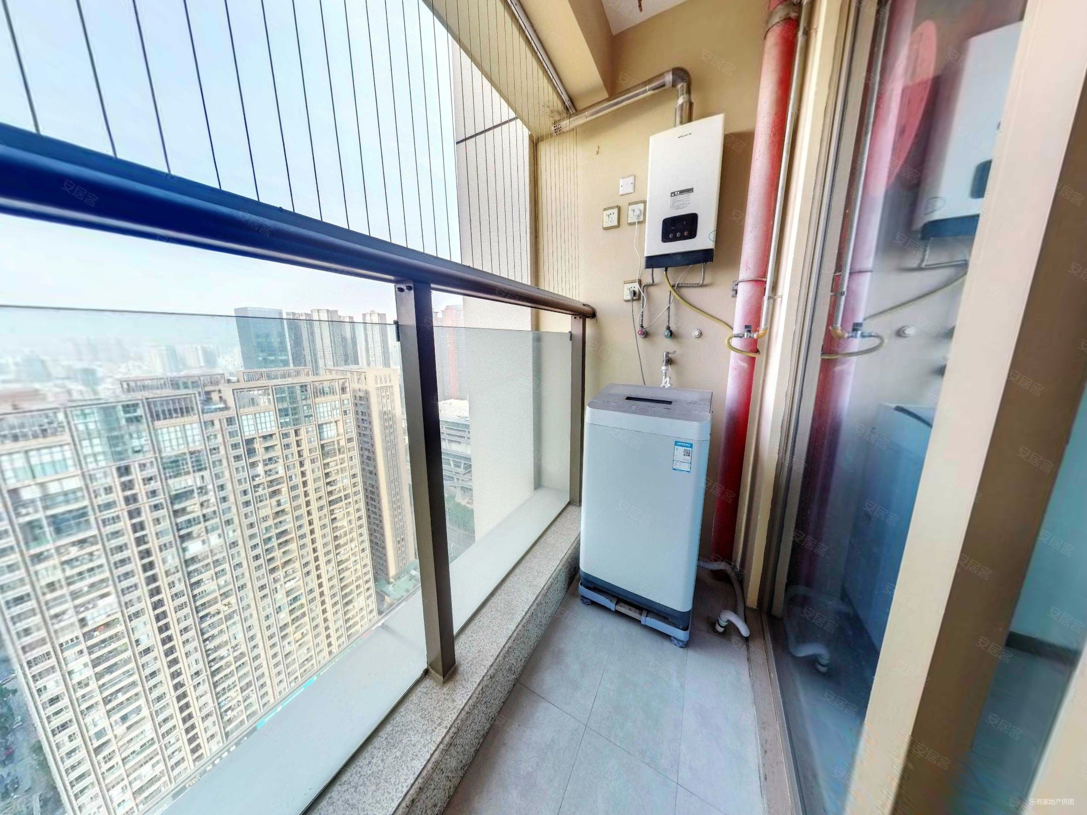 壹方中心1室2厅1卫52.28㎡东北779万