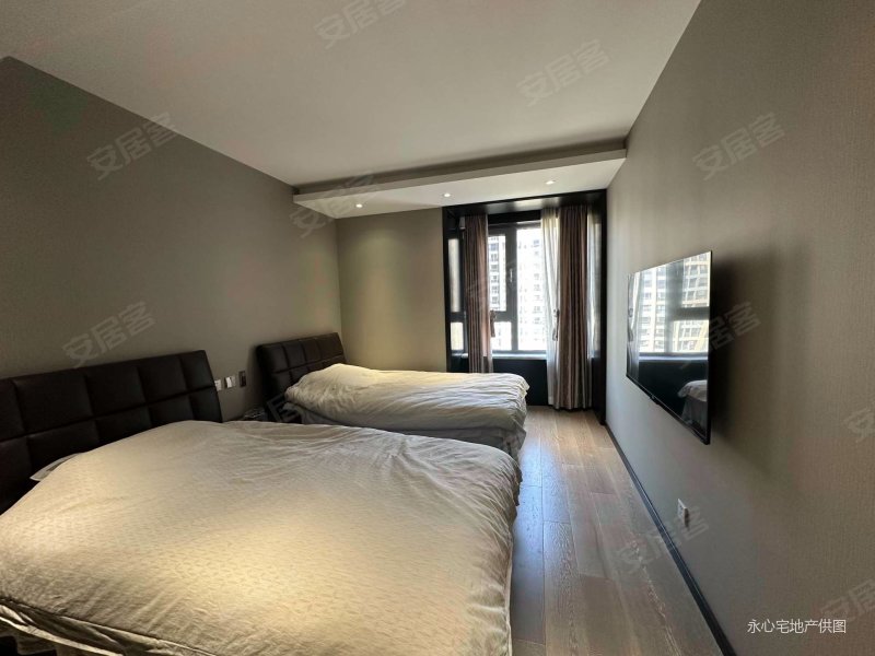 全屋奢装行政会客厅满二证在手可办公招待