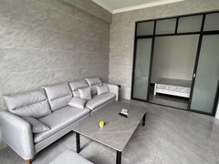 韶关新丰迎宾路奥林匹克旁电梯一房一厅拎包入住，停车方便出租房源真实图片