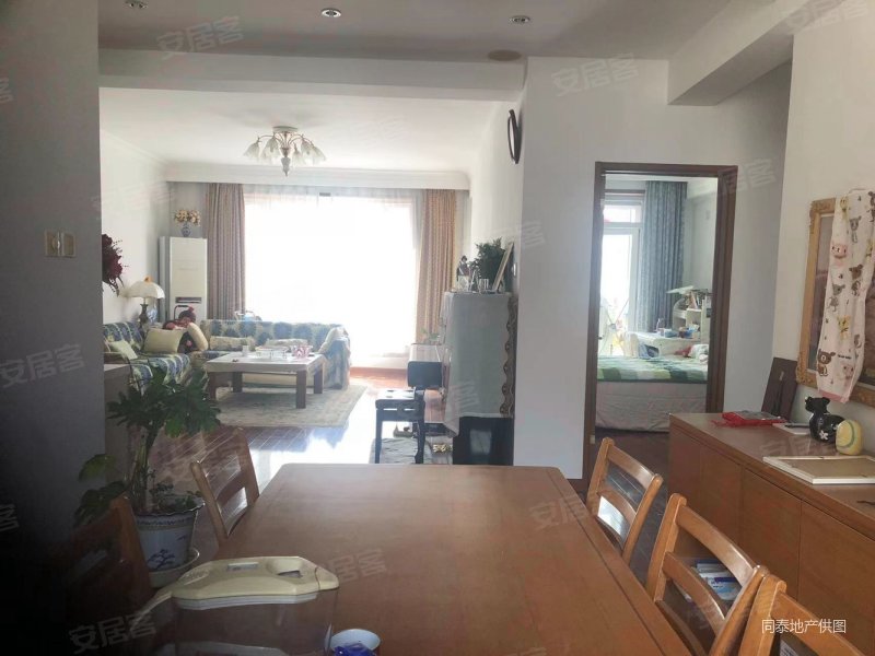 尚品南山三室两厅一卫电梯拎包入住随时看房