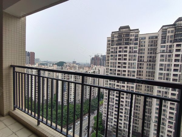 广州黄埔文冲瑞东花园(业主诚租 看房方便)大型小区生活便利拎包入住.