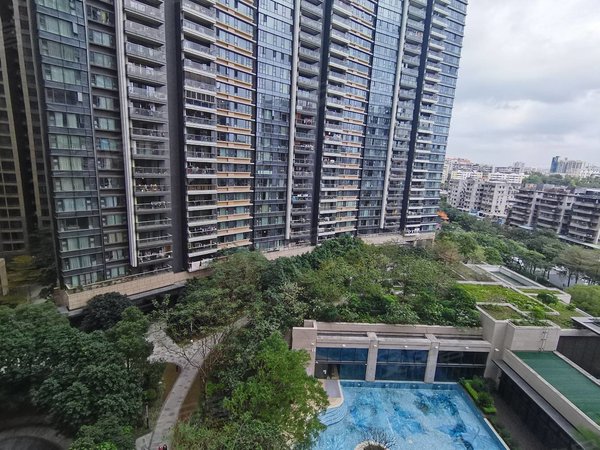 广州天河天河北峻林天河北高端小区 峻林 160平方豪宅三房 三阳台通风