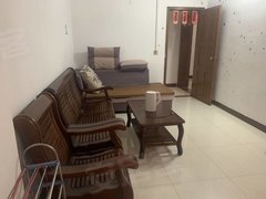 肇庆高要南岸街道兴华苑2房一厅月租750元底楼层,家电齐全!出租房源真实图片