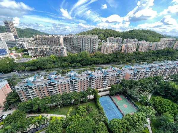 深圳宝安西乡丽景城宝安客运站地铁口 丽景城 精装修大4房 全新家私