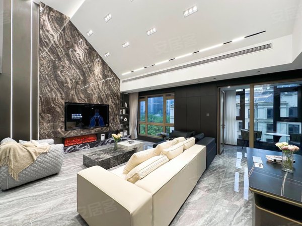 蠡湖香樟园,豪装法式洋房四房,挑高客厅,现代轻奢风出租房源真实图片