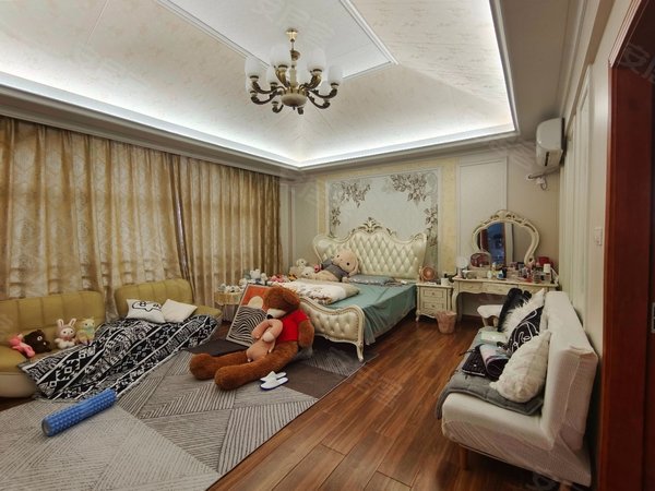 广州花都山前大道碧桂园棕榈岛碧桂园棕榈岛 7室4厅5卫 南北通透 413