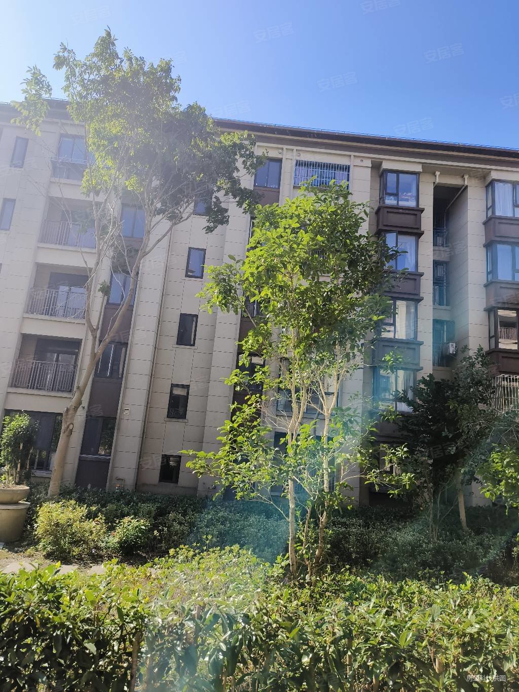 中冶枫郡(公寓住宅)4室2厅2卫154.82㎡南北188万