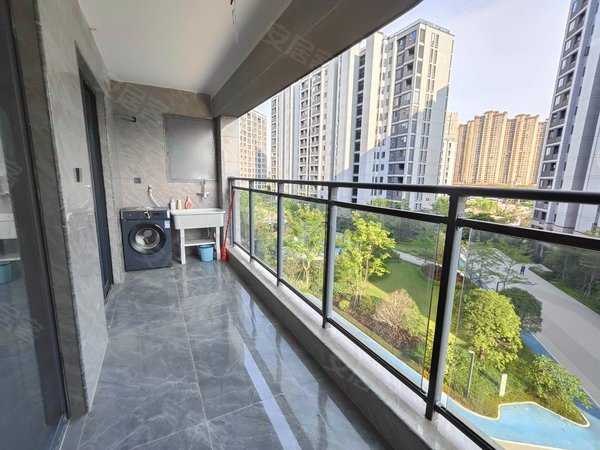 福州仓山南江滨西大道禹洲融信cone玺湾超大阳台  融信玺湾   地铁四