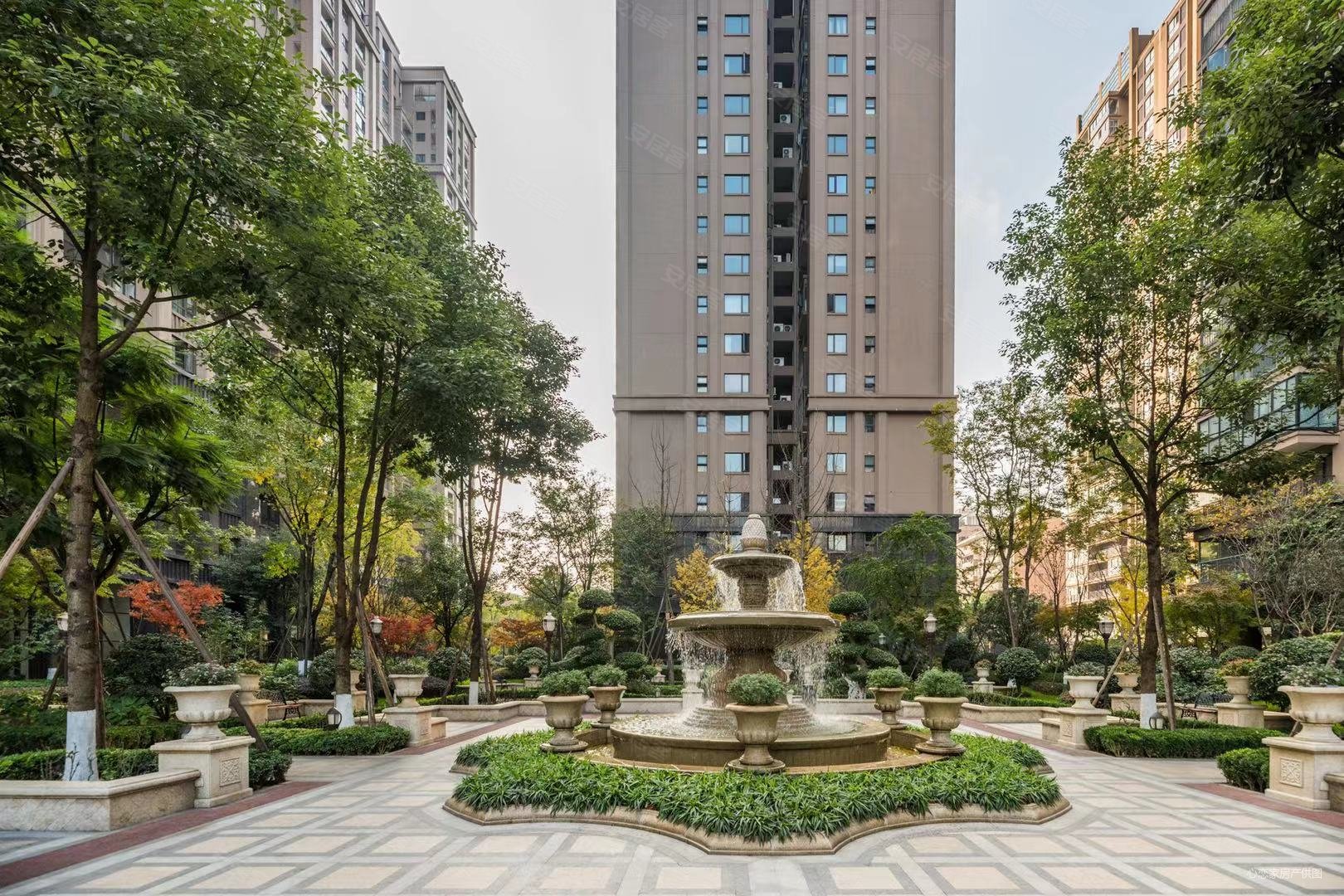 城南桐梓林紫檀大平层套四高楼层视野号随时看房诚心出售