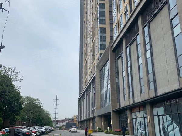 【多图】万荟城,天一新城租房,刘潭双地铁口 万荟城精装1房 拎包入住