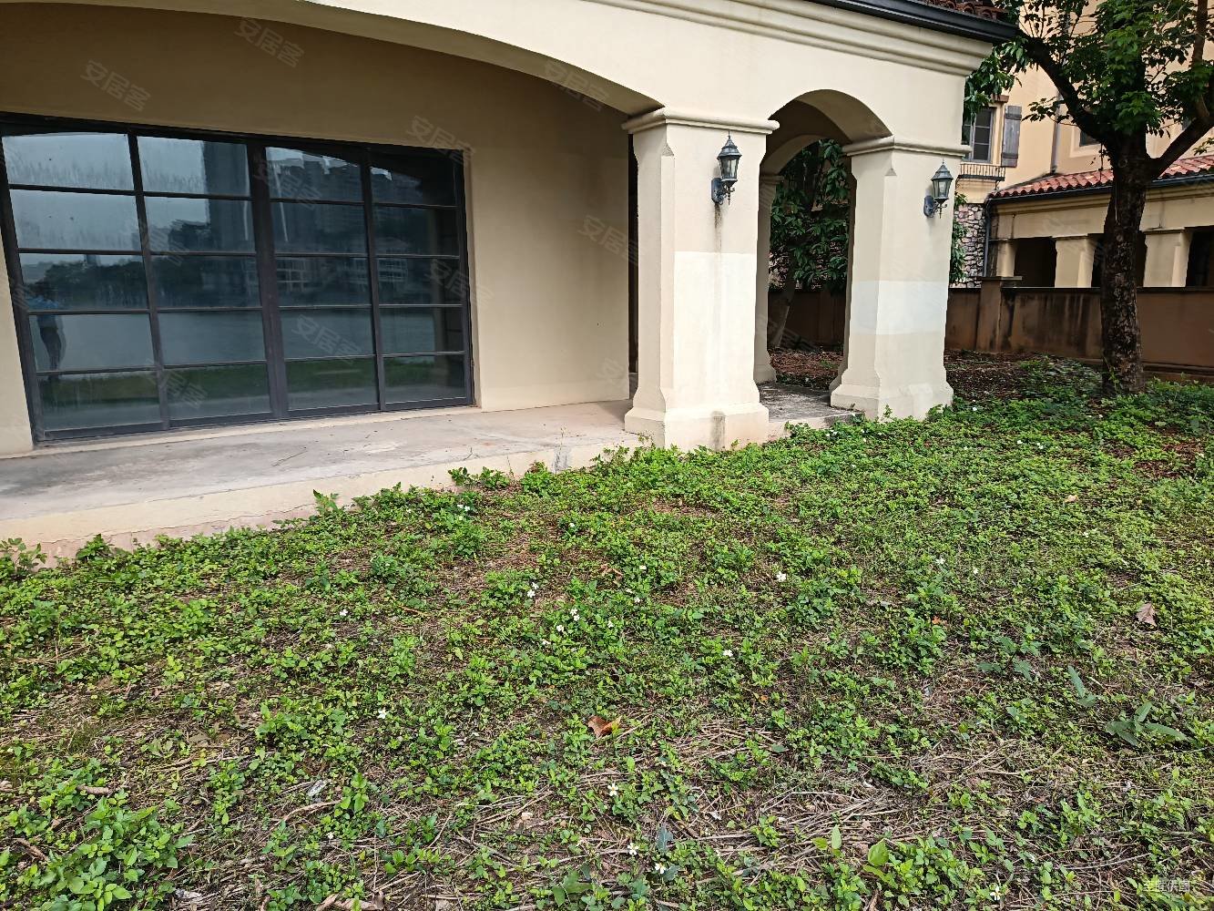 中信山语湖(别墅)6室3厅6卫794.55㎡南2800万