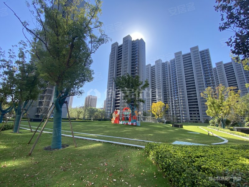 江湾澜庭 3居室 次新房  吾悦商圈 175可议 包税