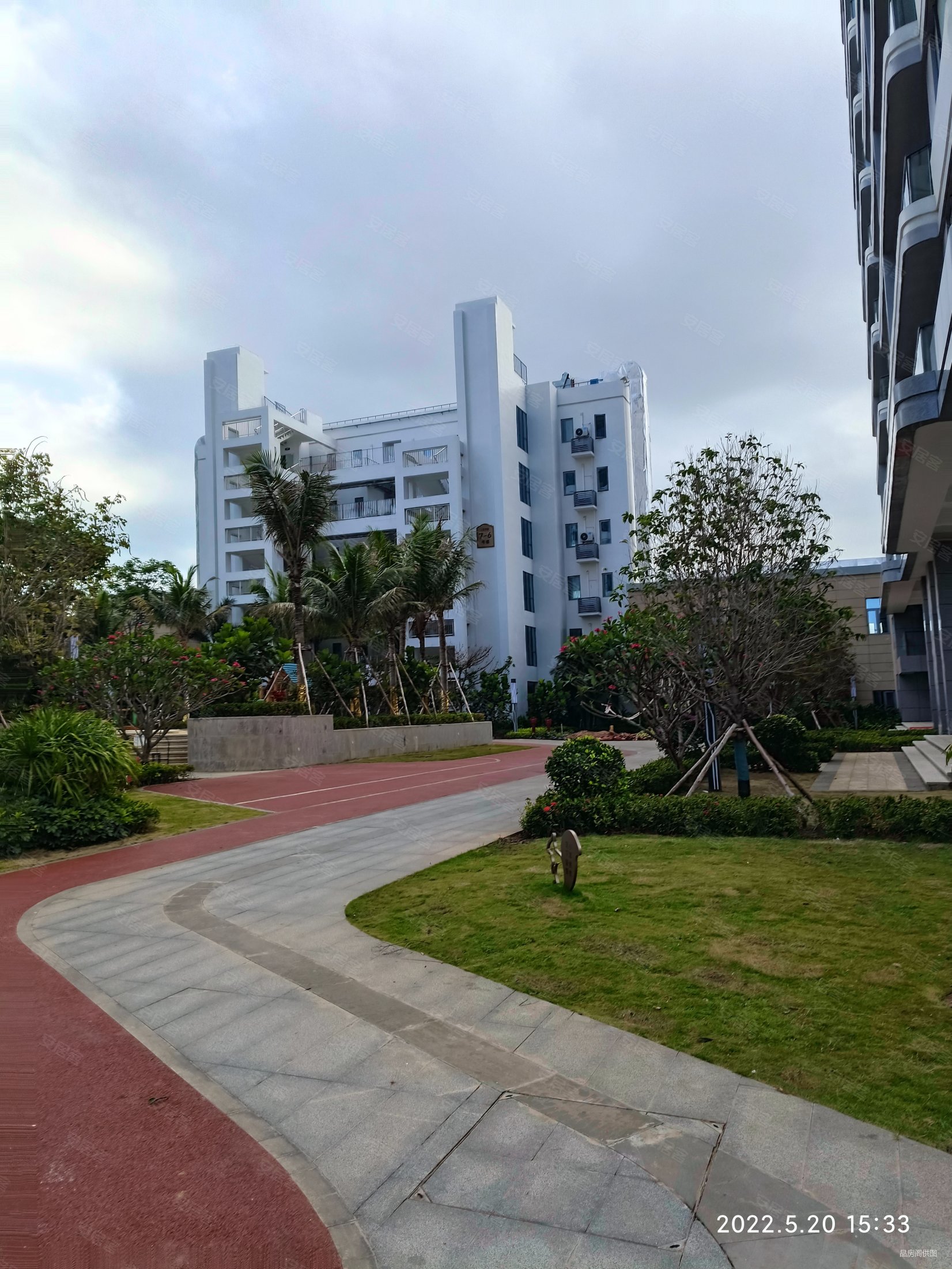 入手不亏 超大观景阳台三亚 核心地段三亚体育馆旁,金冠亚沙村二手房