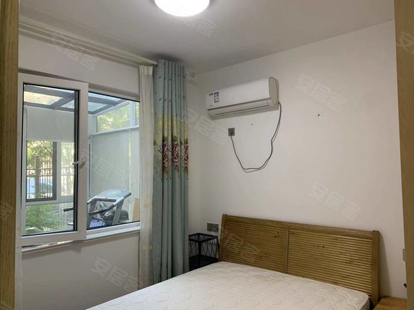 【多图】中海玺园,曲江公园租房,中海玺园一楼带大院子 三室 设施齐全