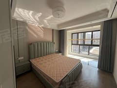 如皋长江镇长江镇政府出租百盛园 三房两卫  精装 看房密码锁出租房源真实图片