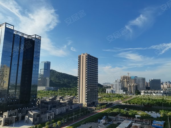 珠海斗门井岸世荣作品壹号房源采光好,南北通透,业主诚意出出租房源