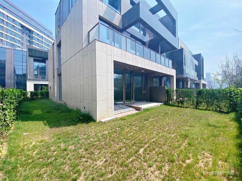 鑫苑灵山湾龙玺(别墅)5室3厅3卫220㎡南北495万