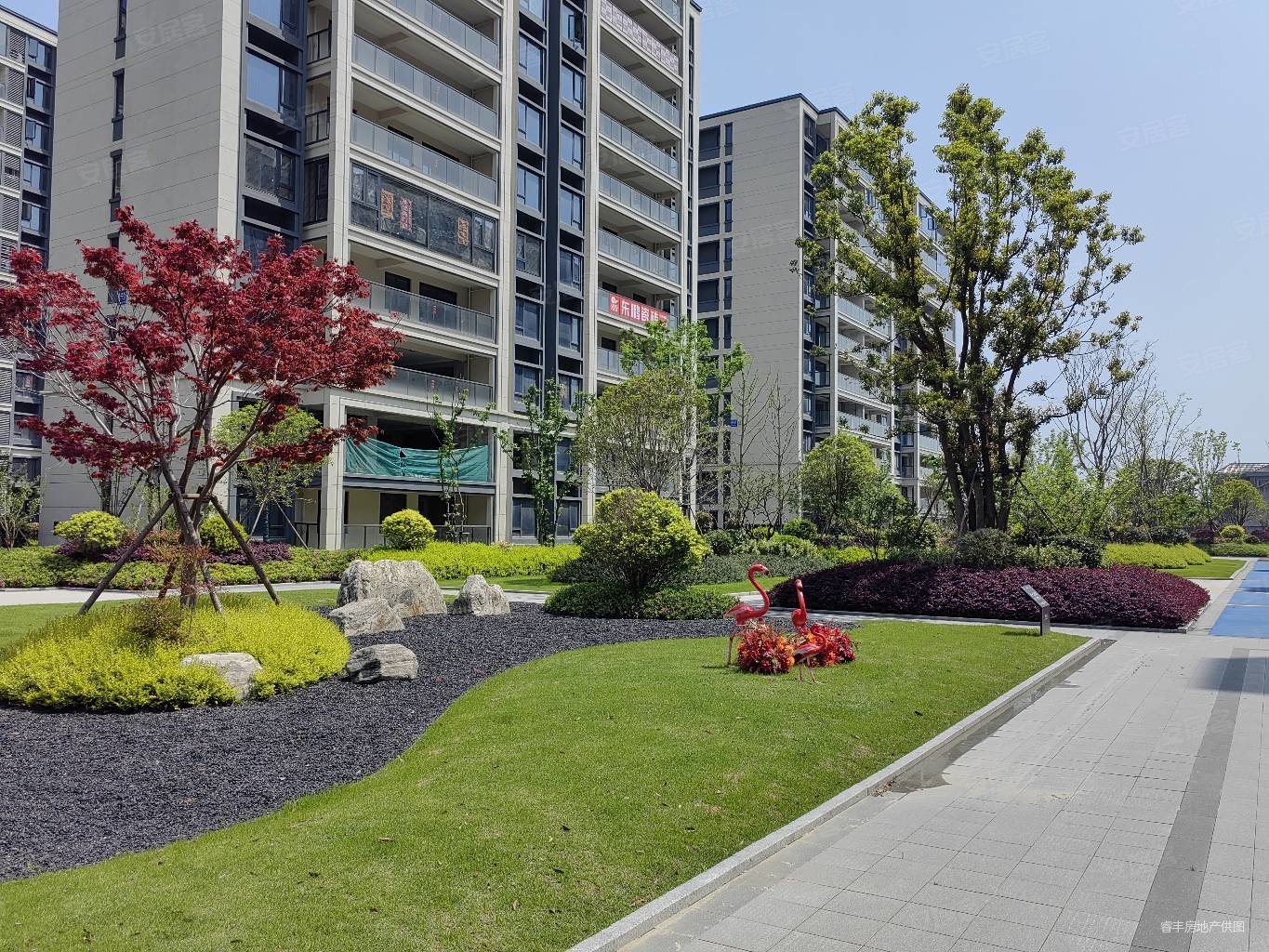 麦德龙旁佳宁府,洋房中间楼层,采光好视野佳,房东换房