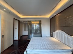 北京大兴大兴周边大兴四号线合住三层主卧 近地铁 可押一付一 南向带浴缸随时看出租房源真实图片