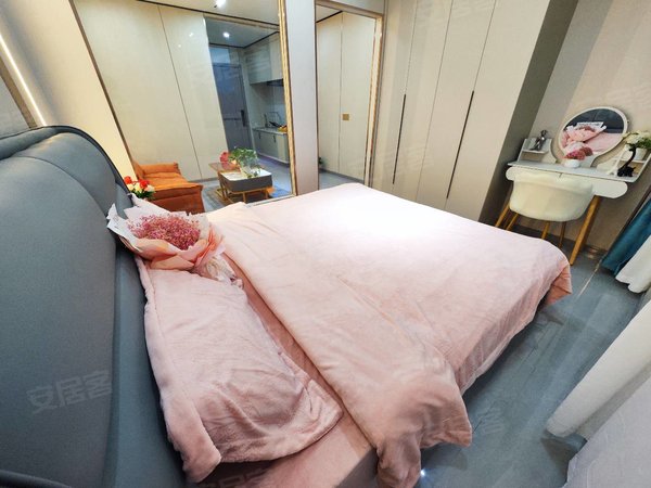 金华东阳东阳江北九龙公馆(别墅)东阳商城 九州汇 人民医院附近 电梯公寓 有带阳台房可选出租房源真实图片