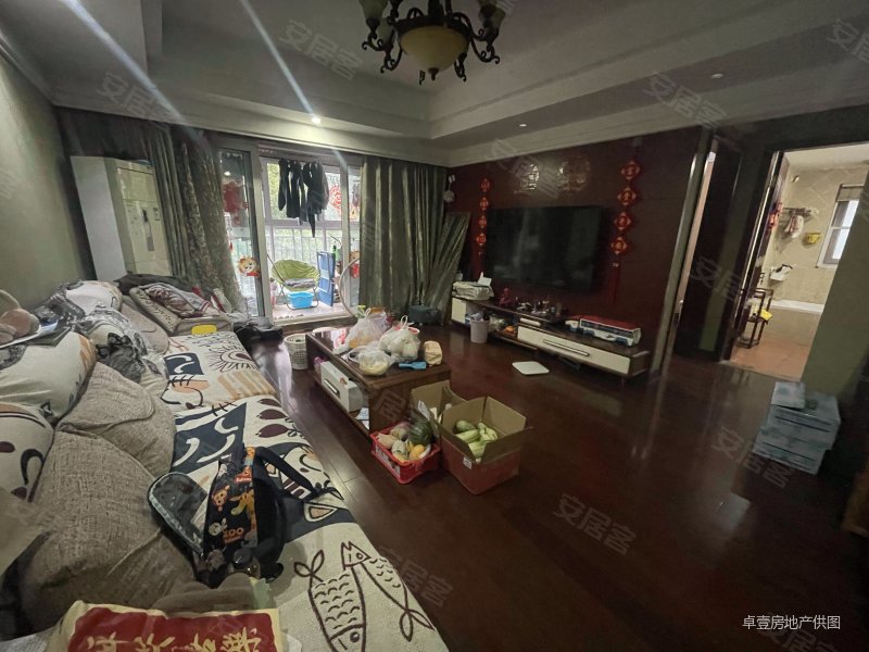 梅村 南北通透 商业配套齐全 临地铁 房龄新 双卫 精装修,上品花园