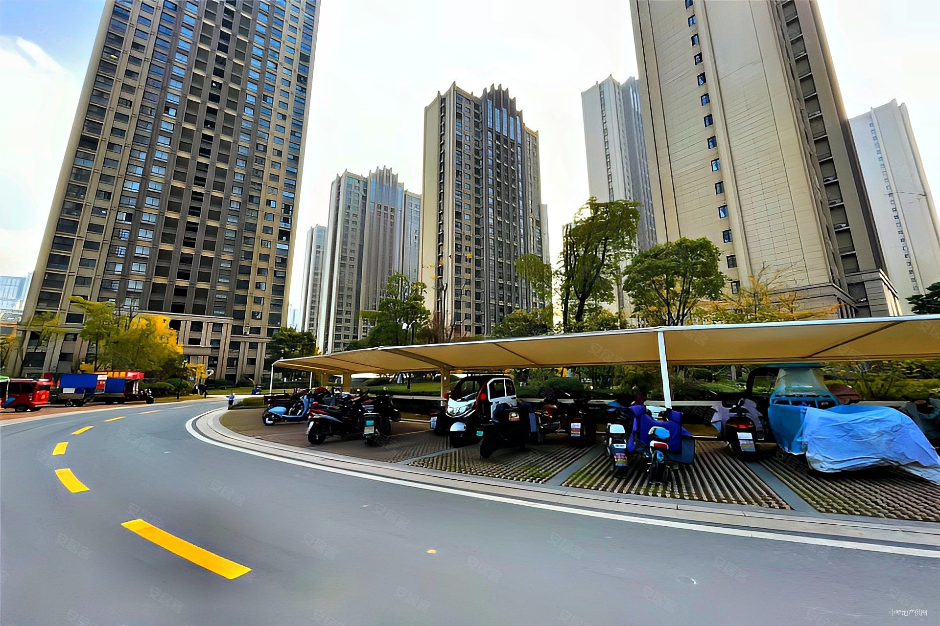 肥东新城 车位充足 商圈成熟 产权清晰 小三居 板楼,禹洲中央广场(d区
