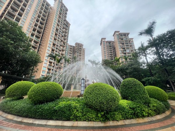 深圳宝安沙井鸿荣源禧园鸿荣源禧园 5室2厅2卫精装修195平 南北通透