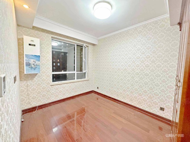 产权清晰 有电梯 超低密度 得房好 精装好房 满五,泉景天沅智园二手房