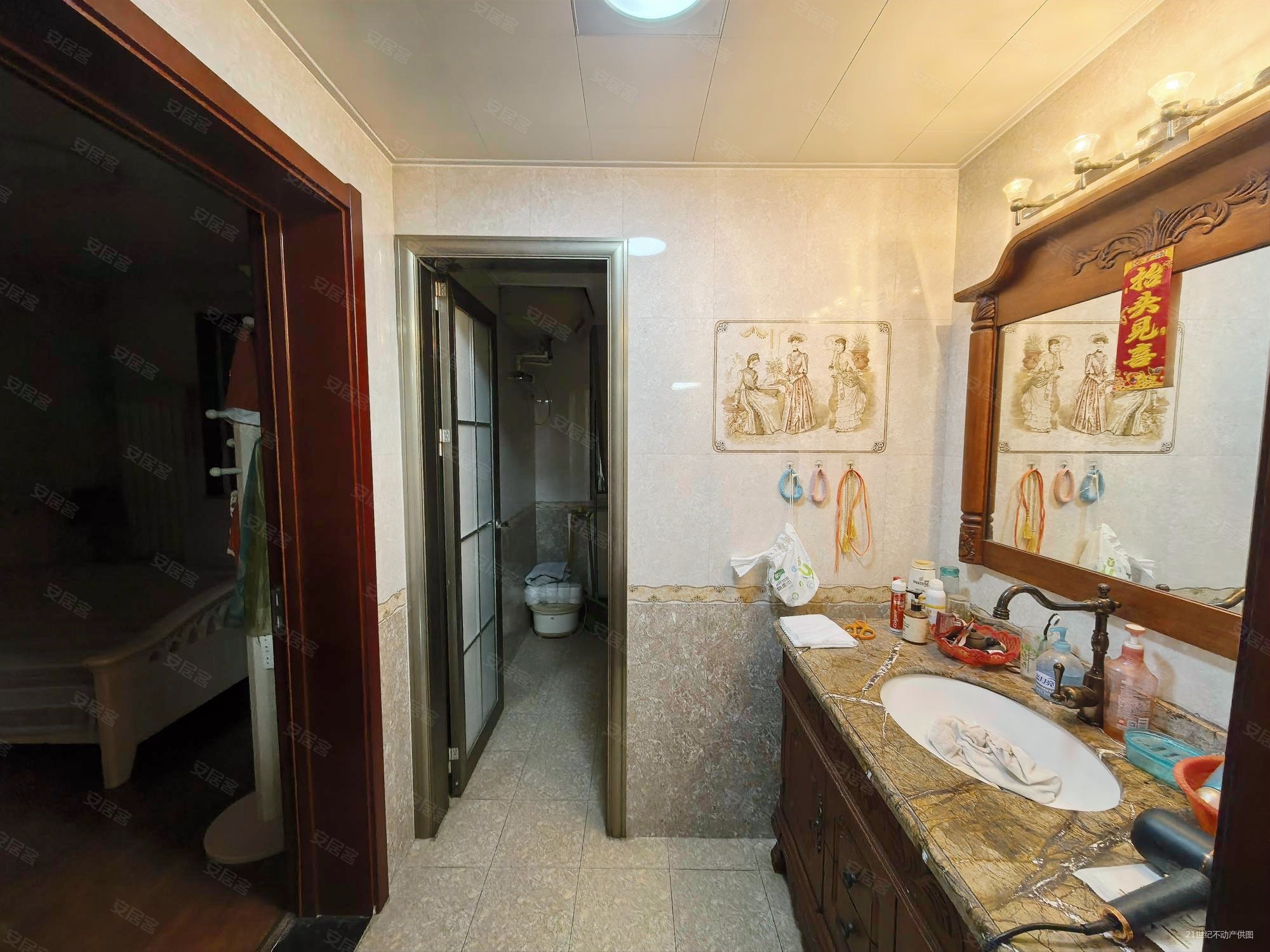 盛世天骄花苑3室2厅2卫158㎡南北210万