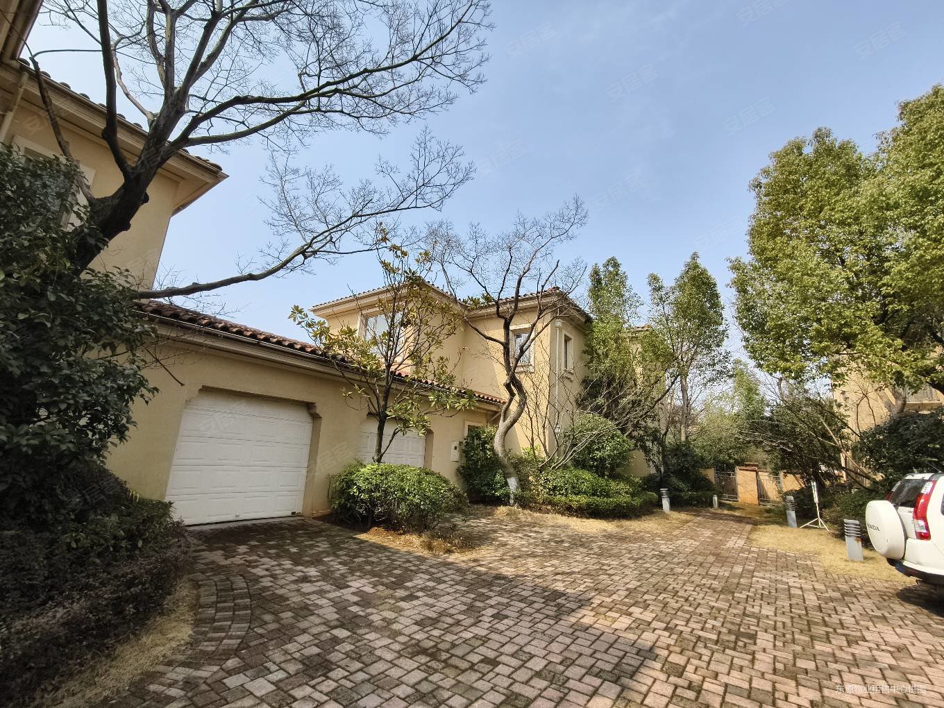 武汉房产网>武汉二手房>江夏二手房>藏龙岛二手房>纳帕溪谷>