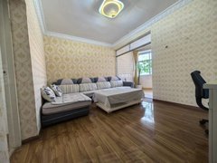 昆明五华虹山片区建设路 地铁4号线旁 理工大对面 金城小区带家具家电拎包入住出租房源真实图片