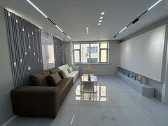 兴安盟科尔沁右翼前旗乌兰河路步梯低楼层,怎么租都可以,兴科出租房源真实图片