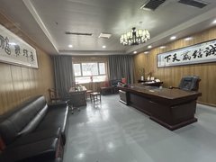 巴音郭楞库尔勒新市区太百楼上800平米八间带办公桌椅空调会议室接手就可营业出租房源真实图片