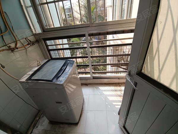 南宁江南白沙大道江南新兴苑(南区)江南新兴苑两房出租小区环境好出门