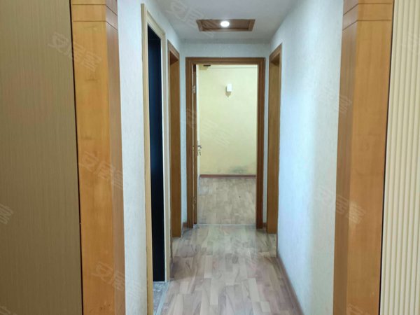 新区租房,骏威广场 3室2厅2卫 电梯房 精装修126平米,花都租房-广州58