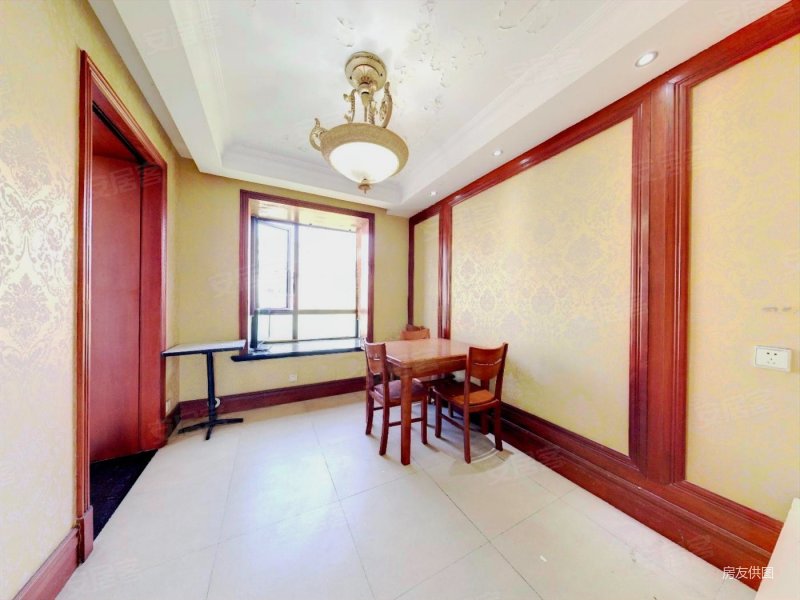 鼓楼区五塘广场地铁口 旭日景城 精装4房 拎包入住 有钥匙