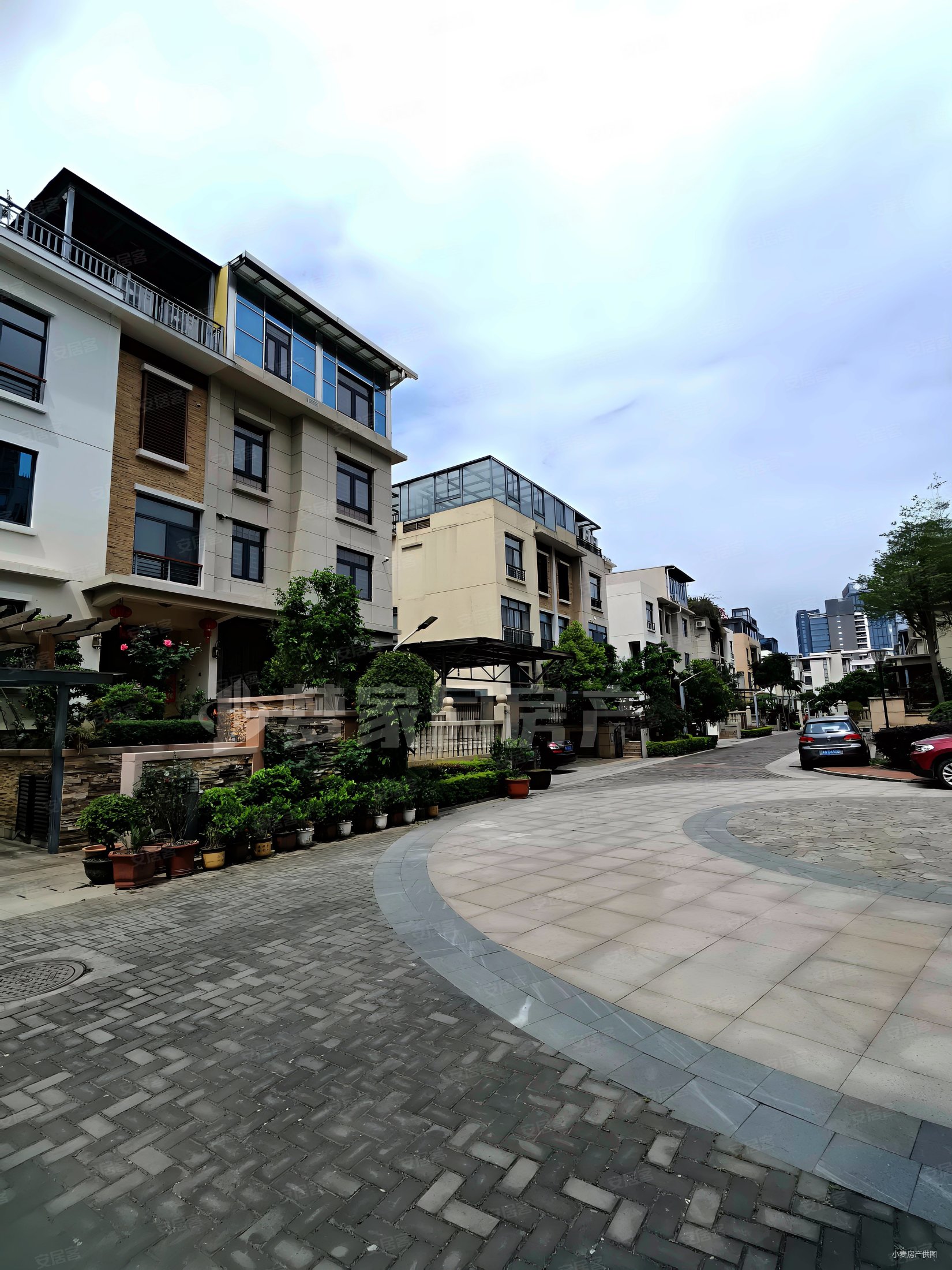 东端头双拼送百平花园就这套550万诚意来谈长滩美墅