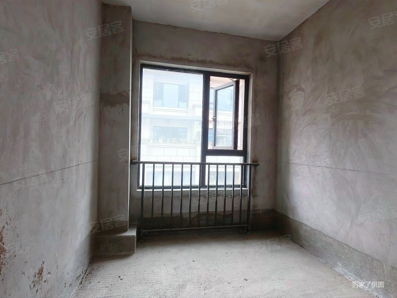 小悦湾叠拼4室2厅屋顶花园,东邦小悦湾(一期)二手房,175万,4室2厅,3卫