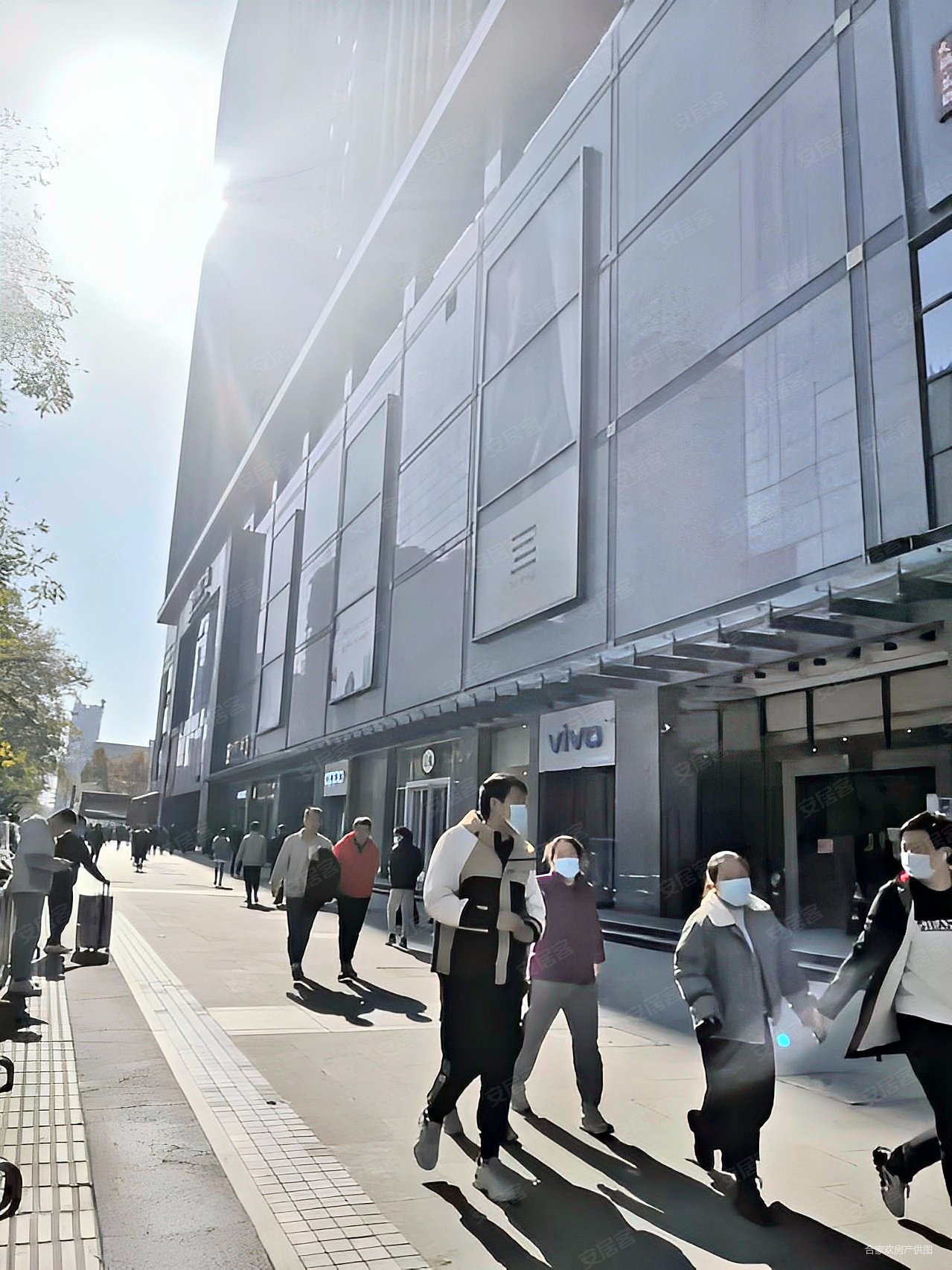 中贸广场 医疗配套成熟 楼龄新 商圈成熟 有电梯 中间好楼层,中贸广场