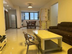 肇庆端州东湖林隐天下三房两厅两卫 家私电器齐全拎包入住光线充足视野开阔出租房源真实图片