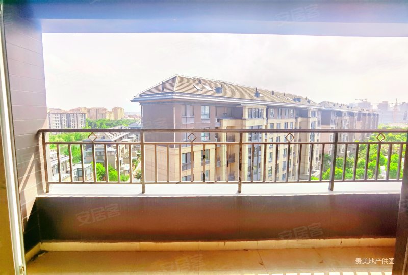 保利铃兰公馆公寓住宅