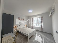 泰州海陵城南盛唐花苑精装两室1650月出租房源真实图片