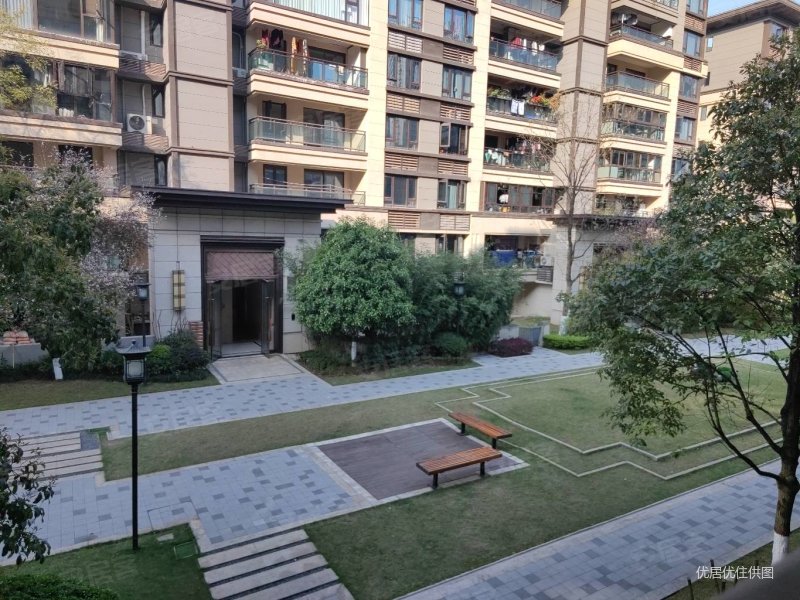 四房双卫,荣盛华府(一期)二手房,188万,4室1厅,2卫,117平米-重庆安居