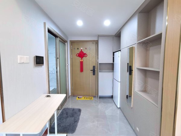 深圳宝安港隆城阳基九方广场西乡九方广场,复式公寓精装三房,通天然气