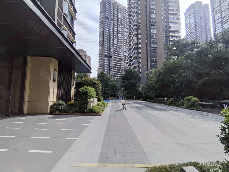 南宁房产网>南宁二手房>青秀二手房>凤岭北二手房>万科城(南区)>